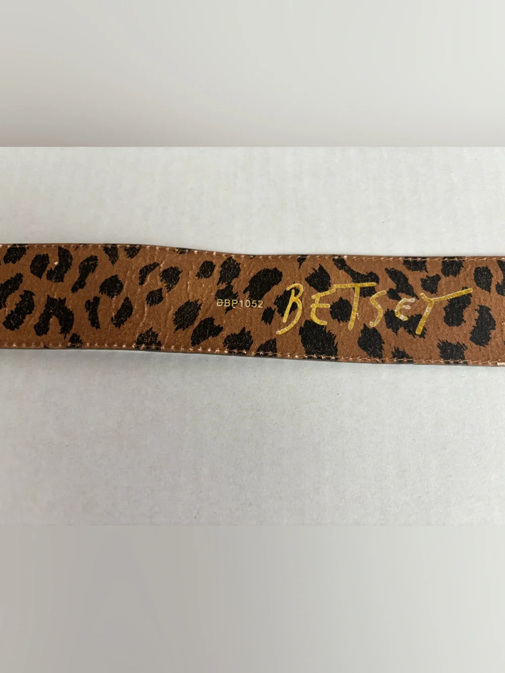 Betsy Johnson Wide Beige and Black Snakeskin Print Belt Size S